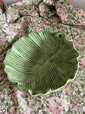 Green Banana Leaf Ceramic Serving Bowl